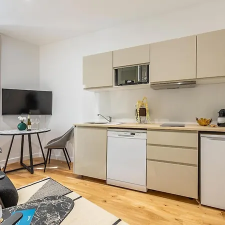 0#2people#wagram#1bedroom#ternes * Paris