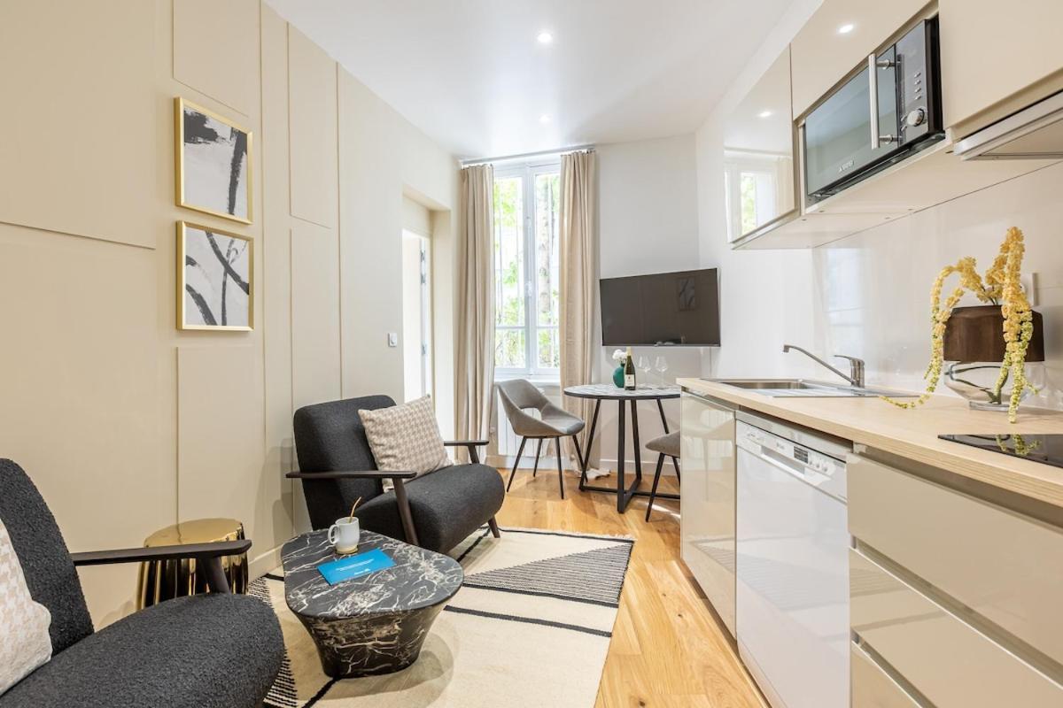Apartment 0#2people#wagram#1bedroom#ternes *